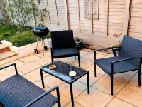 Beautiful, fully equipped, pet friendly 3 bedroom house in Shakespeare County. Hotel di Alcester