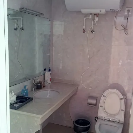 Qianshan Linhai Xueyuan Homestay