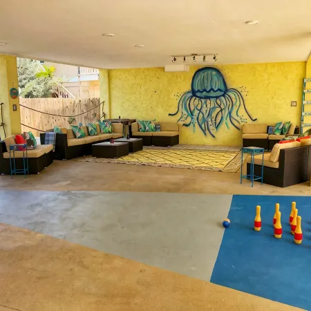Great Family/Executive Retreat! 14Bd10BTH Home Comfortably Accommodates up to 30