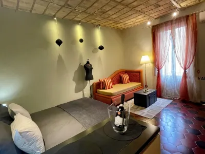 A&C Design Apartment in Rome Just a Step from Trastevere & Colosseum! Bus  Metro Hotels in Rione XX Testaccio