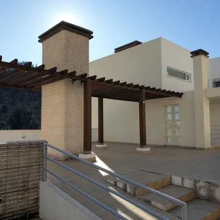 Altavista Penthouse T2