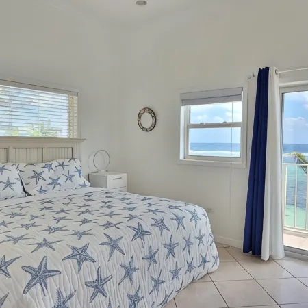 Ocean/Beachfront - stunning views! Seabreeze Villas