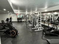 Top Floor Unit on the Corridor! Beautiful Alpine Views! 5 Min. Walk to WP Base! - Gym
