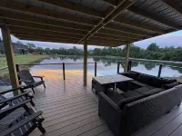 The Barn Loft at Catawba Farm - 30 min from the Ark Encounter -  Privatzimmer