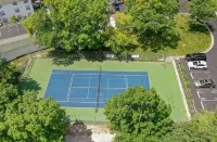 Lakefront Condo - Stunning Views - Wifi