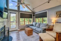 Bear Chase Bungalow - Sleeps 6. White Mountains, Owls Nest Golf Nearby - 무료 와이파이