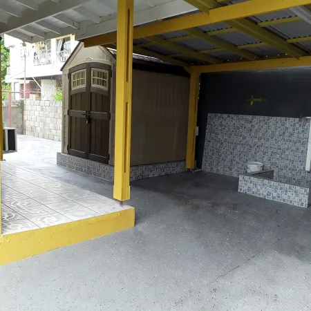 Wallhouse Apartment 2