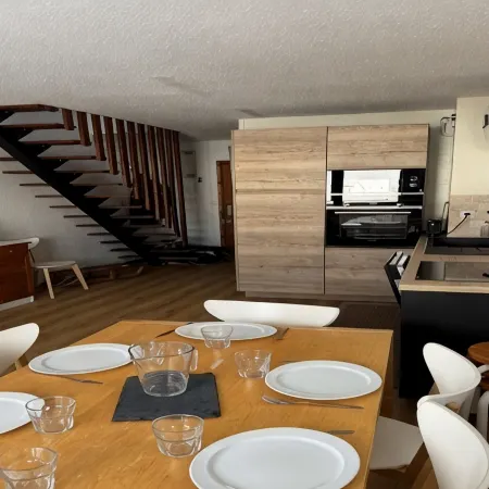 Appartement Pla D'adet St Lary Classé 2 Étoiles au Pied des Pistes Отели рядом с достопримечательностью «Канатная дорога Пик-дю-Миди»