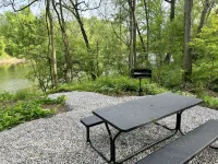 Beautifully remodeled duplex near the ARK encounter. This listing is for 1 side. Hotele w: Pendleton County