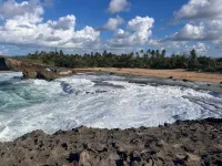 Quiet cozy 1 bedroom 1 bathroom just 2 blocks from beautiful beaches! Hotels in Arecibo
