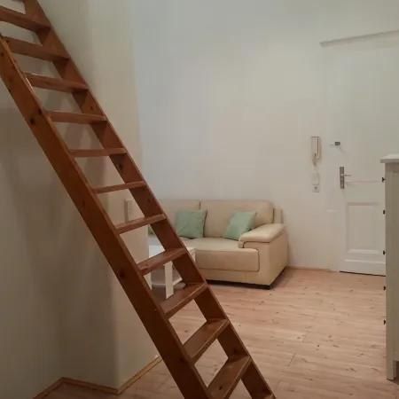Cologne Südstadt apartment, very central, cozy and quiet, max 2 persons