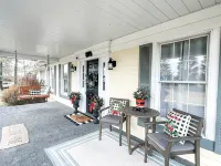 NEW HOT TUB||sleeps 10|4BR 3Ba|firepit|pingpong table|New River Gorge NP - 4-Star