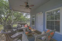 Cactus Flower Lodge-20 min to Downtown-Starlit Sky Views