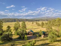 Lux Hot Tub Cabin. Huge Views! 35 Acres! Stargazing/Hiking Retreat! No Pet Fees! - 3つ星
