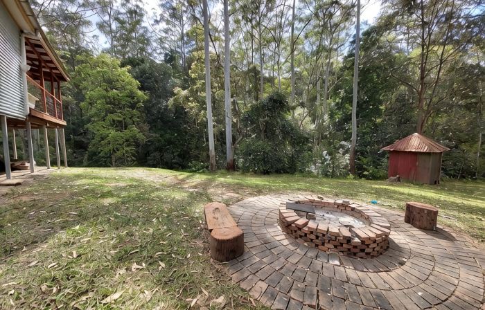 Eucalyptus Escape - Privacy in the Hinterland