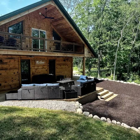 Boulder Ridge - Private Rustic 3BR Cabin