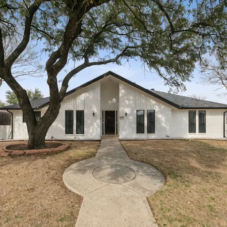 Family friendly/POOL/Sleeps 16/Luxury