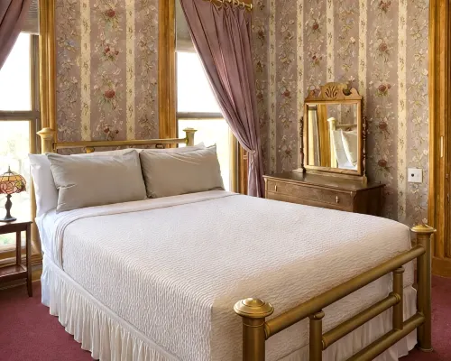 The Kalamazoo House Downtown Hotel and Suites Hotels in Kalamazoo