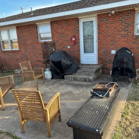 Ben Ranch House overlooking river - Full 3 Bedroom house. Minutes from Fairfax.