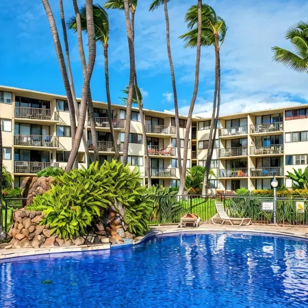 Beachfront condo in Maalaea - 2 Bedroom 2 Bath - Ground floor, AC!!!