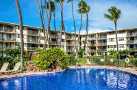 Beachfront condo in Maalaea - 2 Bedroom 2 Bath - Ground floor, AC!!! - Pools