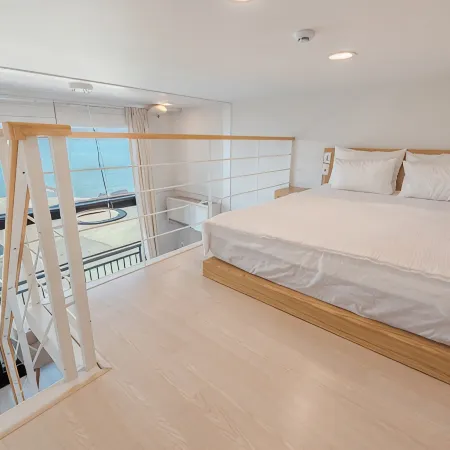 Yeosu Alamer Spa Pension