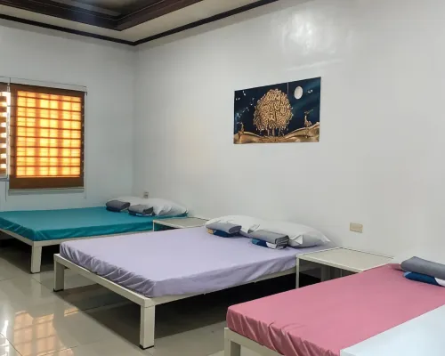 Jow's Place Hotels in Tarlac