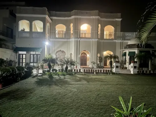The Heritage Villa - parking