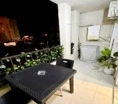 Cozy 1BR Retreat, Steps to Sand