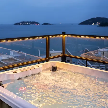 Geoje Highend Spa Pool Villa (Duplex, Indoor BBQ)