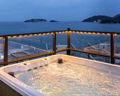 Geoje Highend Spa Pool Villa (Duplex, Indoor BBQ) Hotels near مدينة ملاهي مينغجونغجوك
