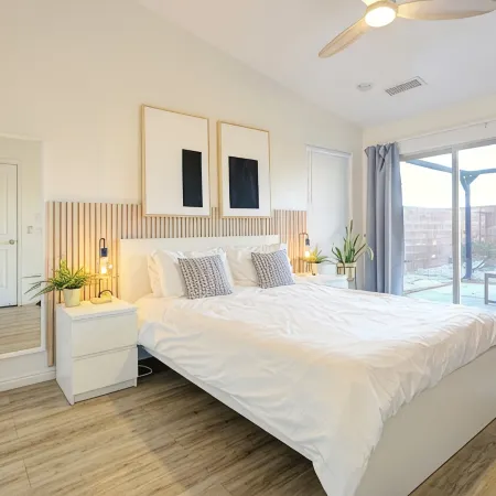 Modern retreat, great views, games galore..
