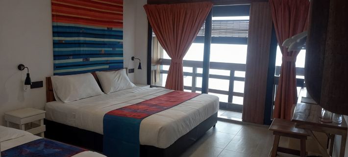 Beach Box Perhentian โรงแรมในบีสุท