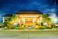 Royal Nakhara Hotel and Convention Centre - parking