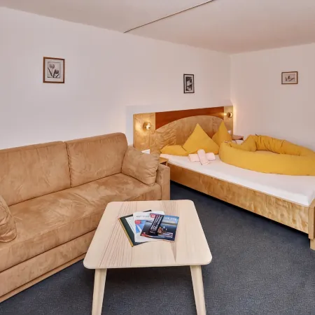 Gasthof Hotel Post Отели в г. Заутенс