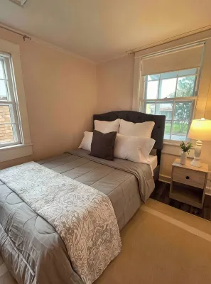 伊登頓兩卧室溫馨小屋度假