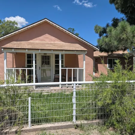 Luxury Adobe Home near Marfa and McDonald Observatory