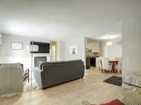 Beautifully remodeled 2 bed 104 Berkley Verona #6 Hotels in Verona