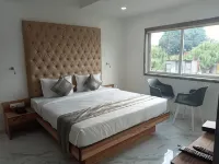 Nakshatra Resort - Mountain view