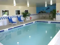 Wingate by Wyndham Youngstown/Austintown - Pools