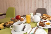 Brit Hotel des Halles Concarneau - petit déjeuner