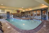 Kathryn Riverfront Inn, Ascend Hotel Collection - Hot Tub