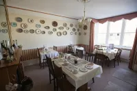 Rosemead Guest House - Homestays