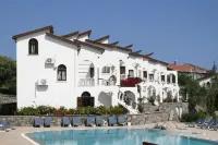 Altinkaya Holiday Resort - Yüzme Havuzu