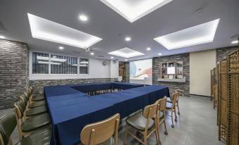 Hound Hotel Sangmu