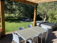 BEAUTIFUL PVT HOME W/ MODERN FURNISHING - EXCLUSIVE WEST BANK JACKSON HOLE