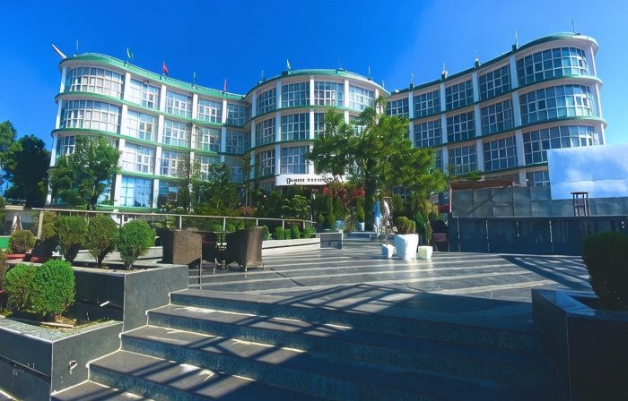 Hotel Barog Heights
