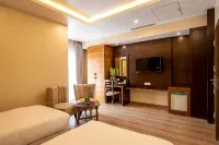 Hotel Palm International