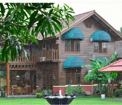 Cipatuguran Hostel Formerly Puri Rawakalong Pelabuhan Ratu - Homestays