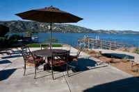 Direct Lake Front Paradise Cove #1 In Reviews - Beach - Launch - Traeger Smoker - 2-Star